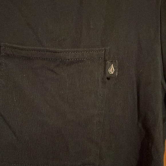 •VOLCOM•BLACK FLORAL DIAMOND CROP TEE "TRUE TO THIS" SIZE SMALL EUC - Picture 7 of 10